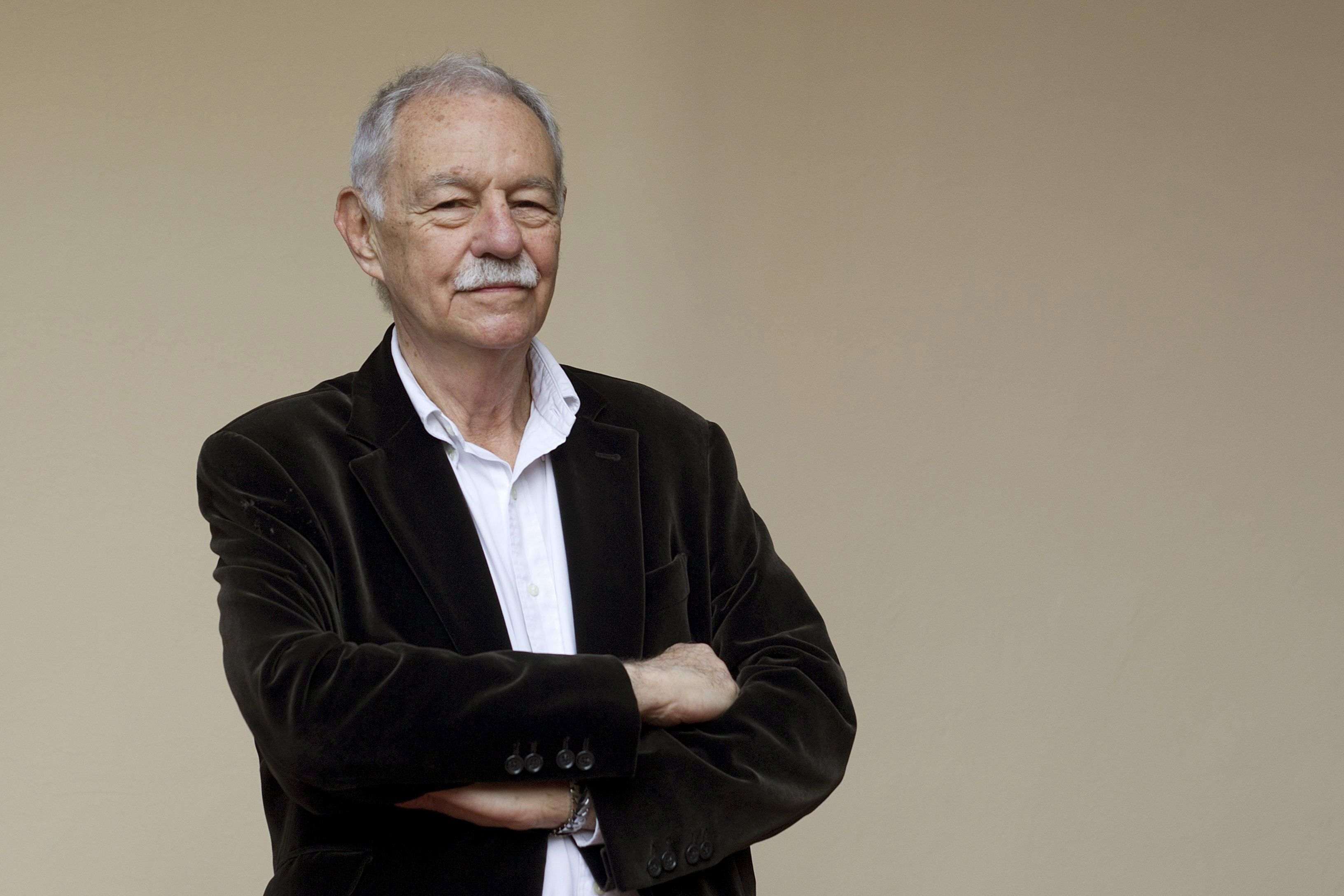 Eduardo Mendoza, Cervantes en la ciudad de los prodigios