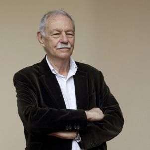 Eduardo Mendoza, Cervantes en la ciudad de los prodigios