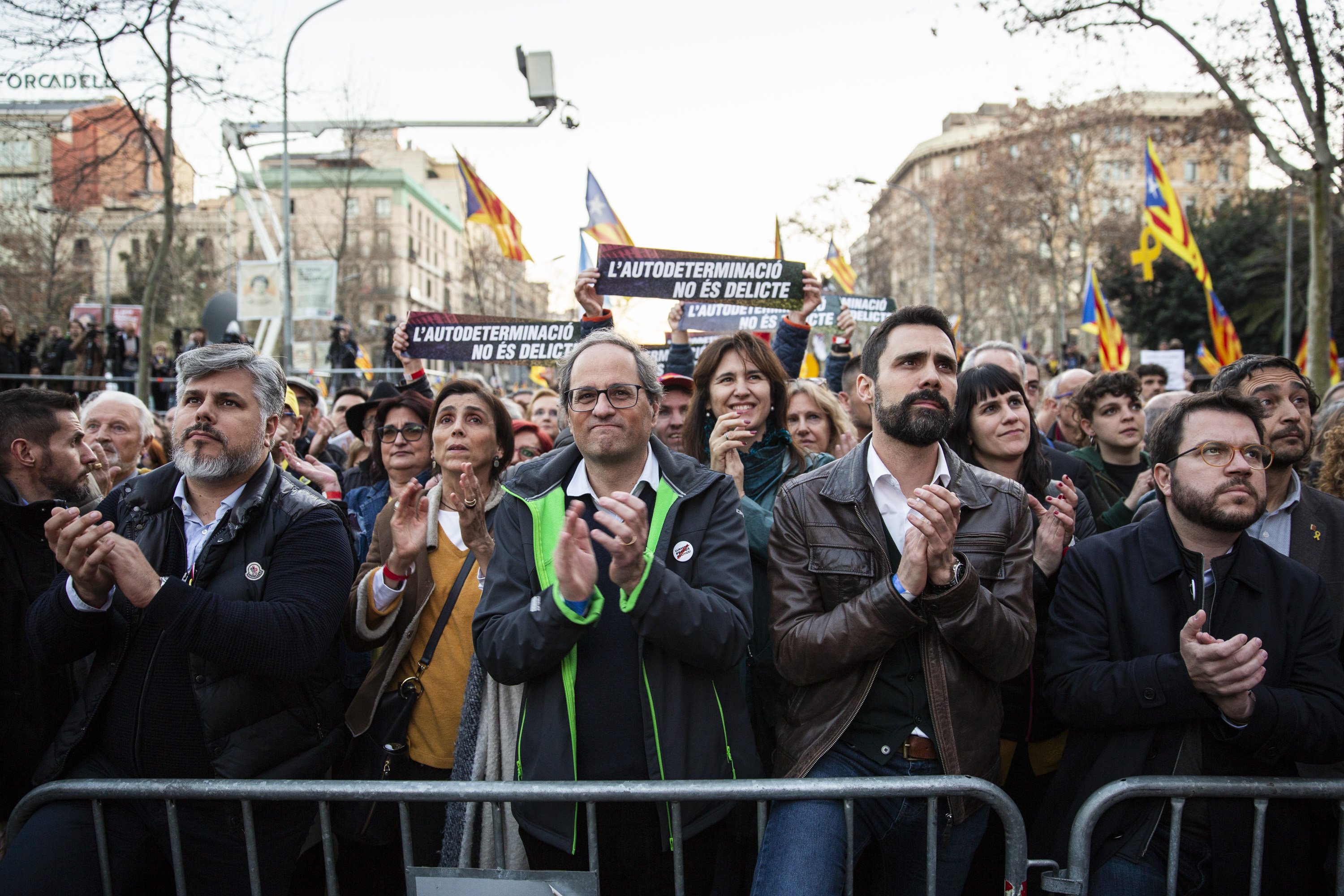 Torrent reclama a la JEC que no inhabilite a Torra