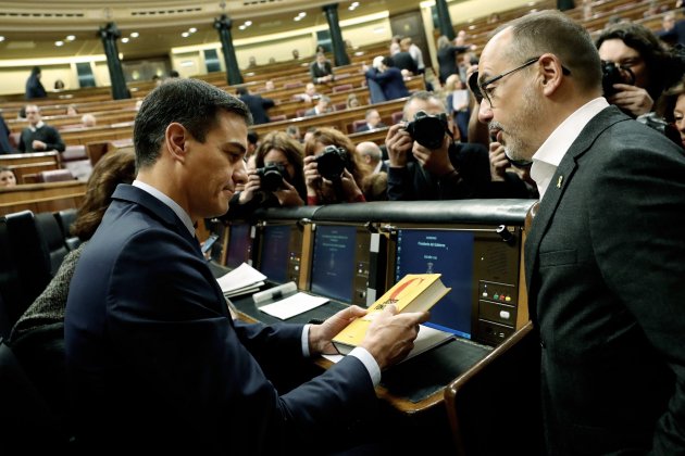 Pedro Sánchez Carles Campuzano Congres Diputats febrero 2019 EFE