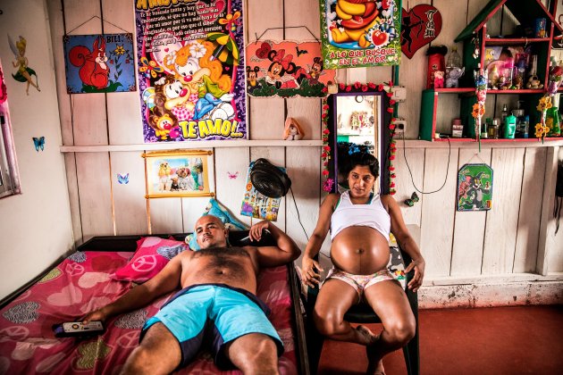 Being Pregnant After FARC Child-Bearing Ban © Catalina Martin-Chico, Panos 