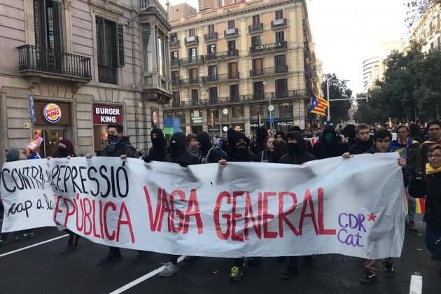 vaga general 21 f plaça urquinaona el nacional carlota camps