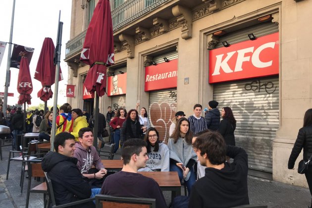 vaga general 21 febrer botigues tancades el nacional carlota camps