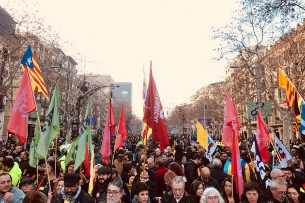 ELNACIONAL vaga general barcelona marina fernandez