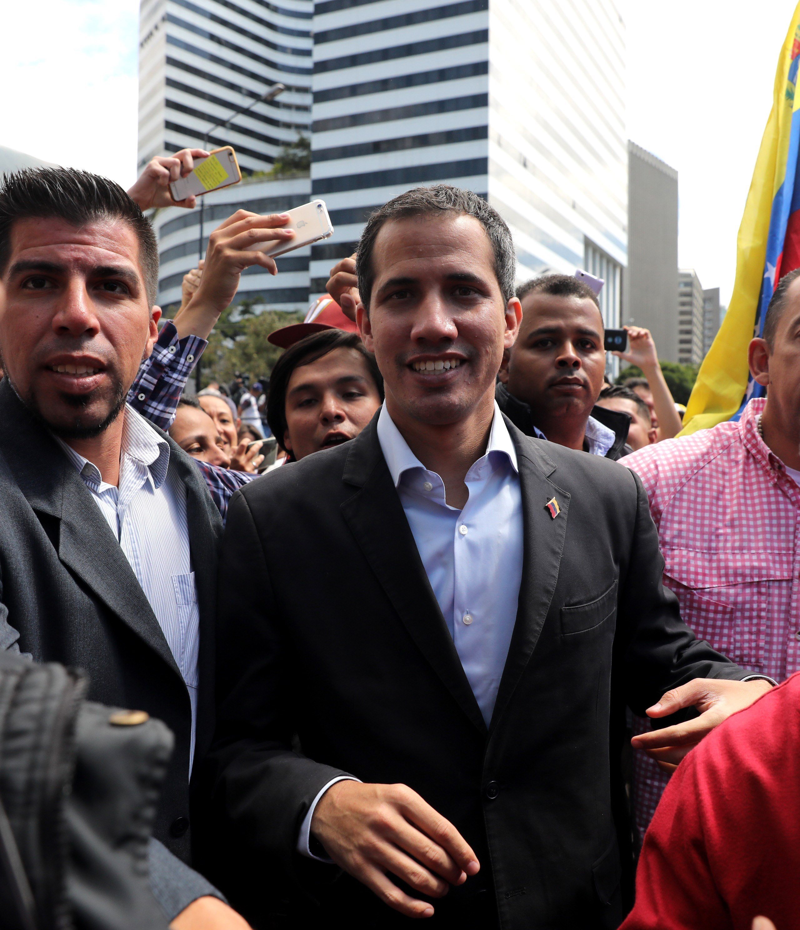 Ultimátum de Guaidó a los militares venezolanos