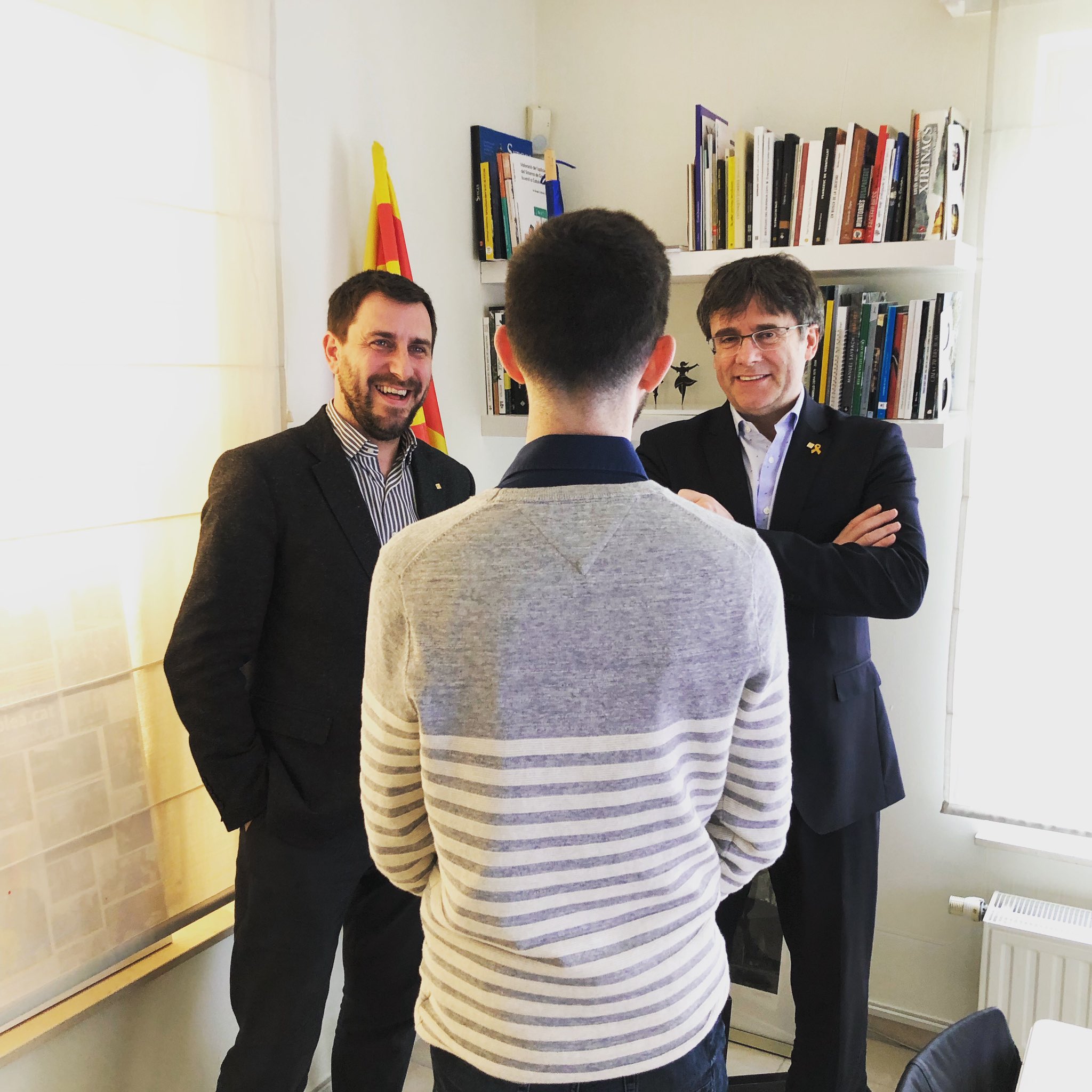 Puigdemont i els exiliats reben Joan Bonanit