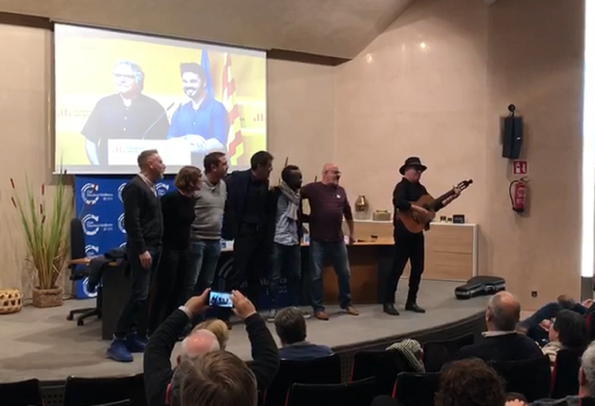 L'emotiva 'Estaca' dedicada a Junqueras a Mallorca