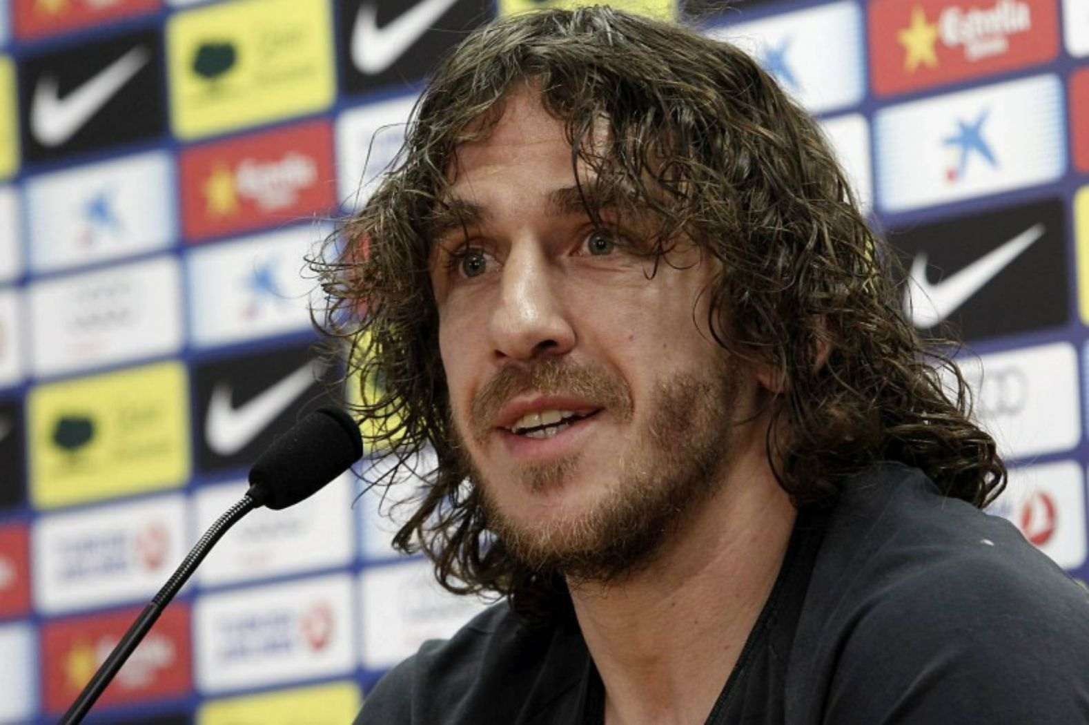 Puyol comunica que rebutja l'oferta del Barça de ser el director esportiu