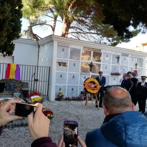 pedro Sánchez tomba Machado banderes jordi palmer pedro Sánchez tomba Machado banderes jordi palmer