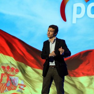 casado bandera espanyola efe casado bandera espanyola efe