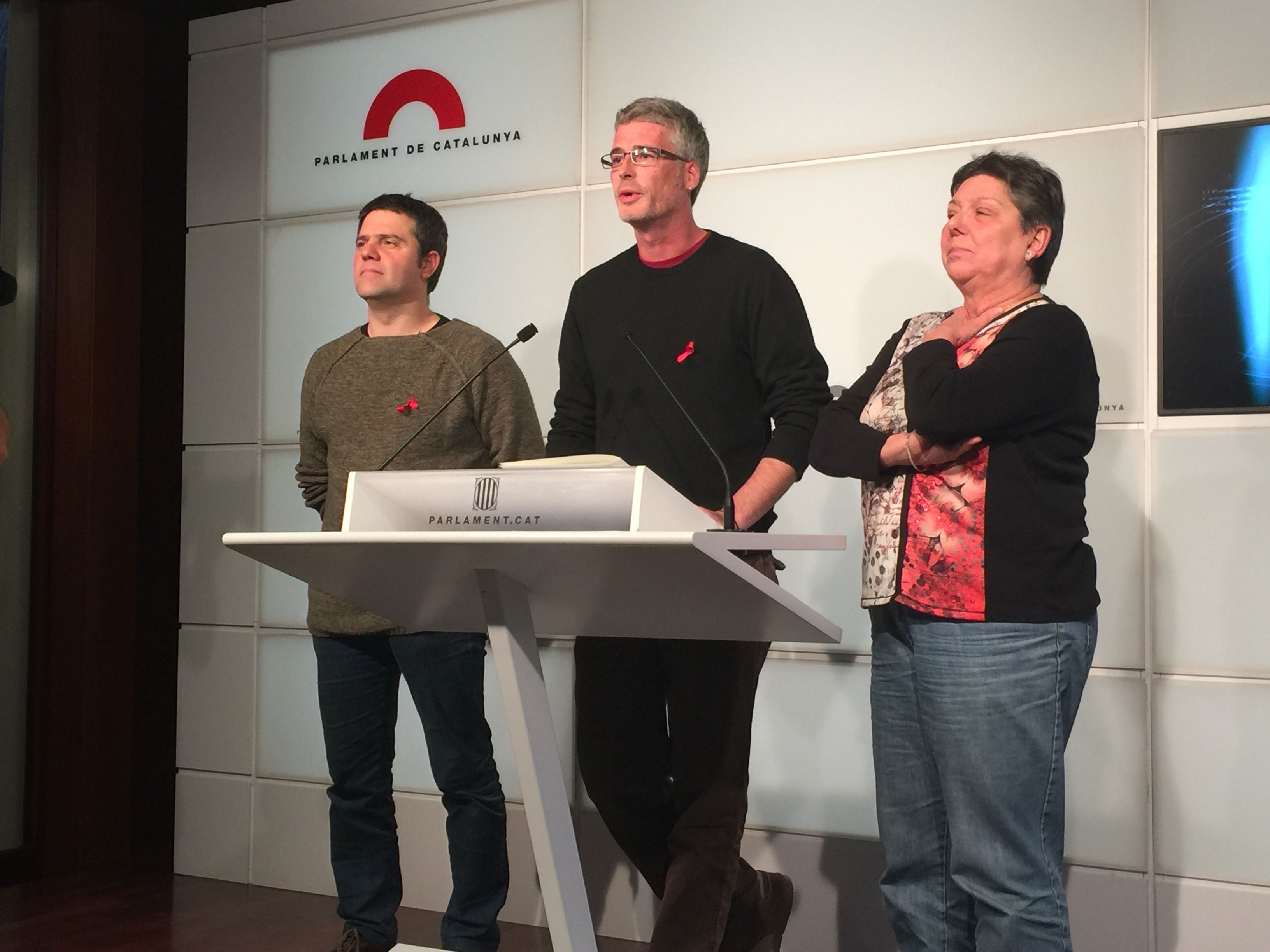 La CUP marca el 27D como límite