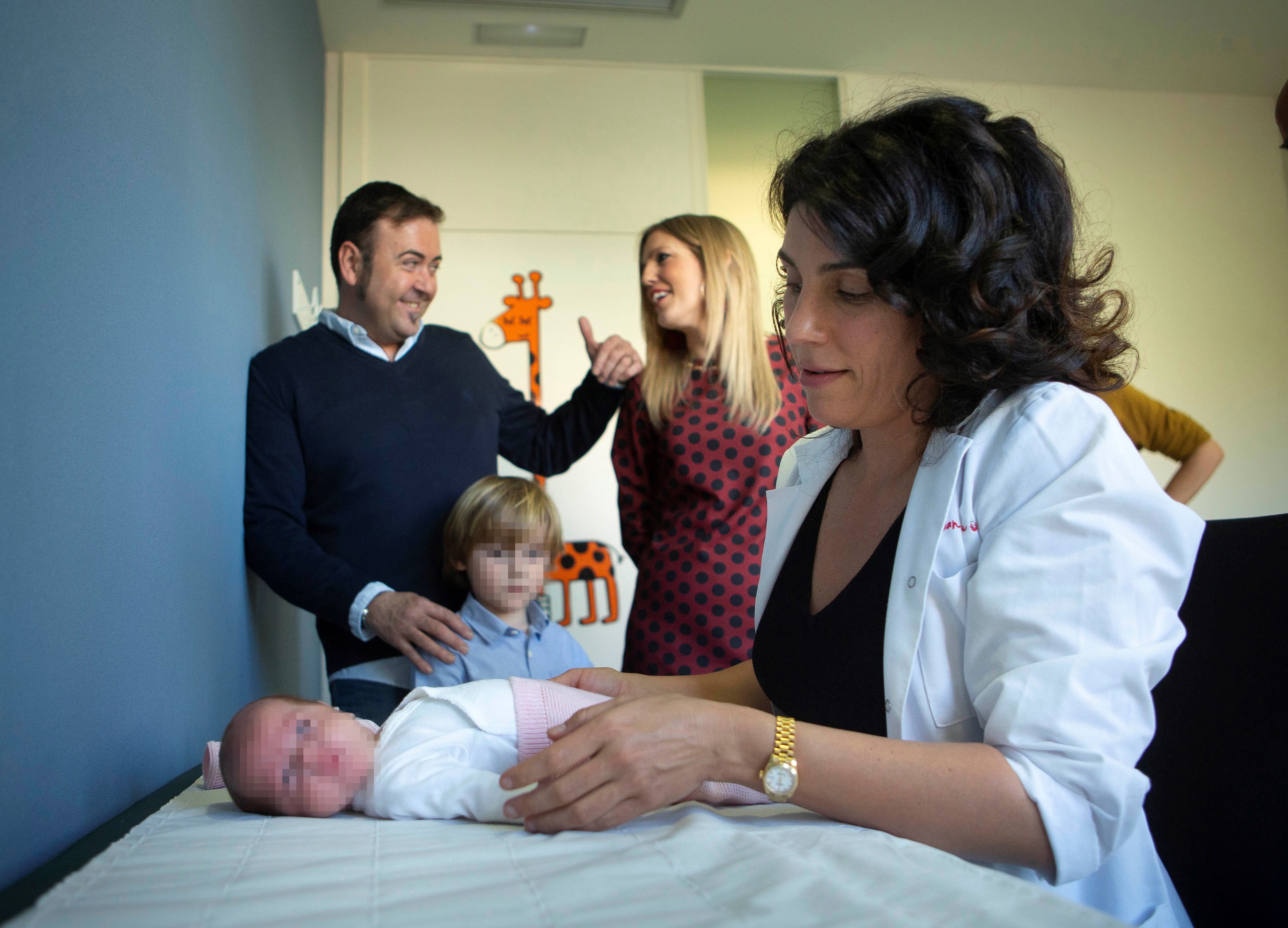 El Hospital Sant Joan de Déu practica una ablación cardiaca a una niña prematura