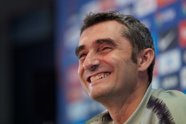 Ernesto Valverde rient Bar&ccedil;a EFE