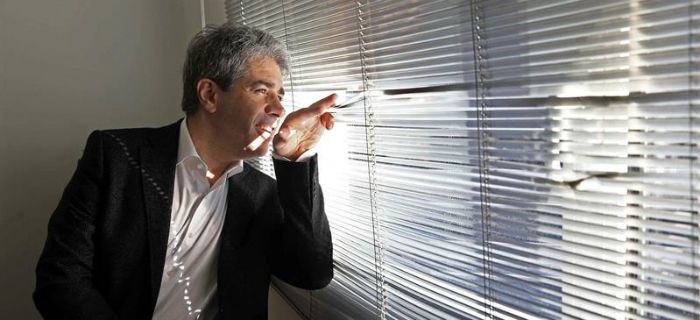 "La CUP frena més que el TC"