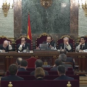 Constitutional Court sums up jurisprudence on Catalan leaders: all appeals rejected