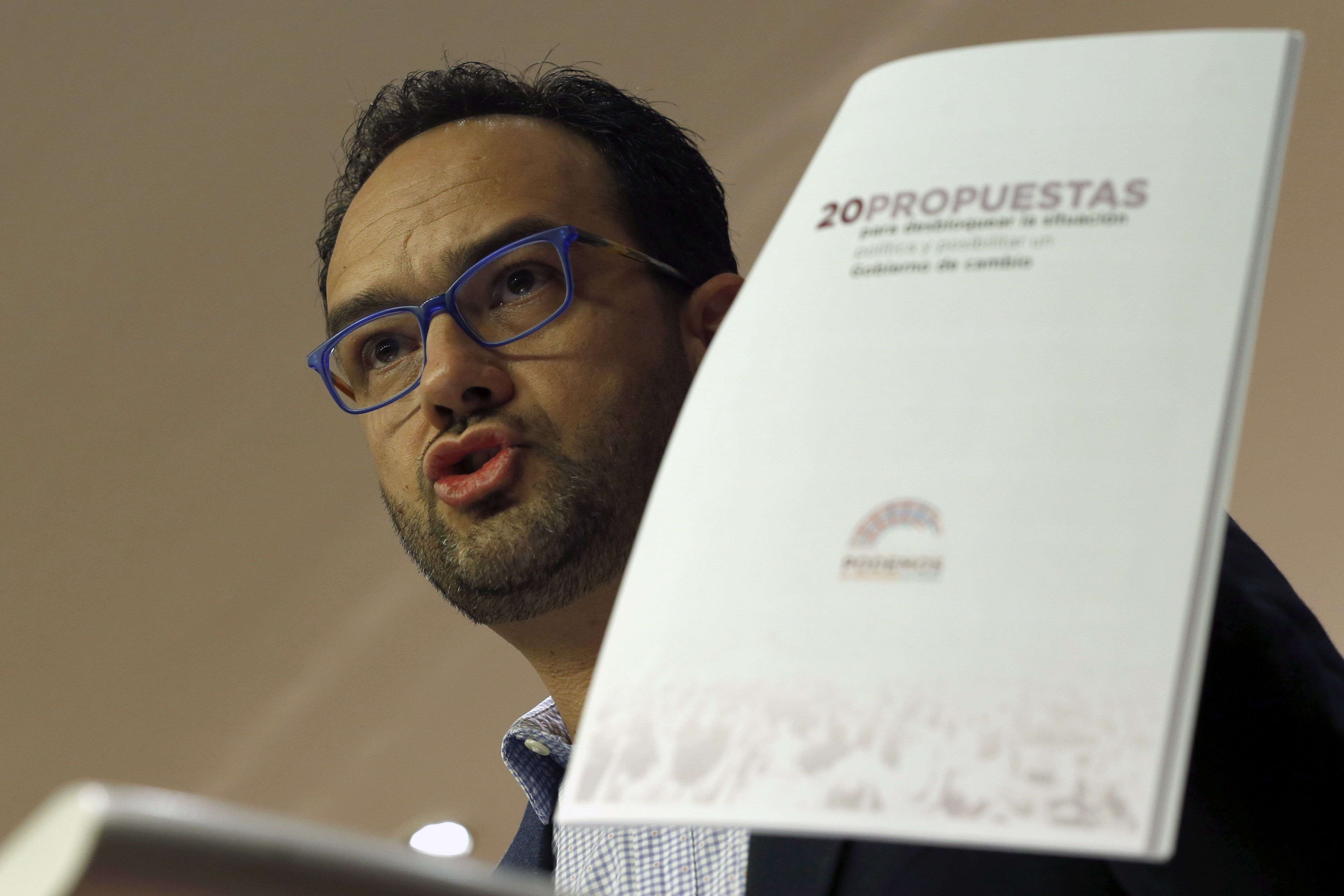 El PSOE acusa Podemos de bloquejar "el canvi"