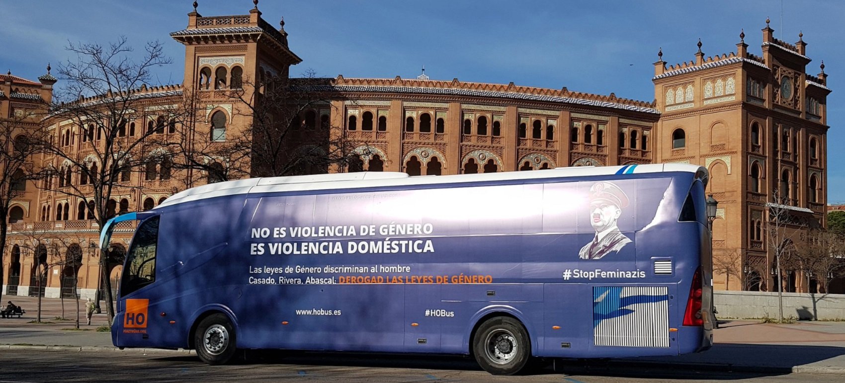 'Stop Feminazis', el nou i repulsiu autobús d'HazteOír