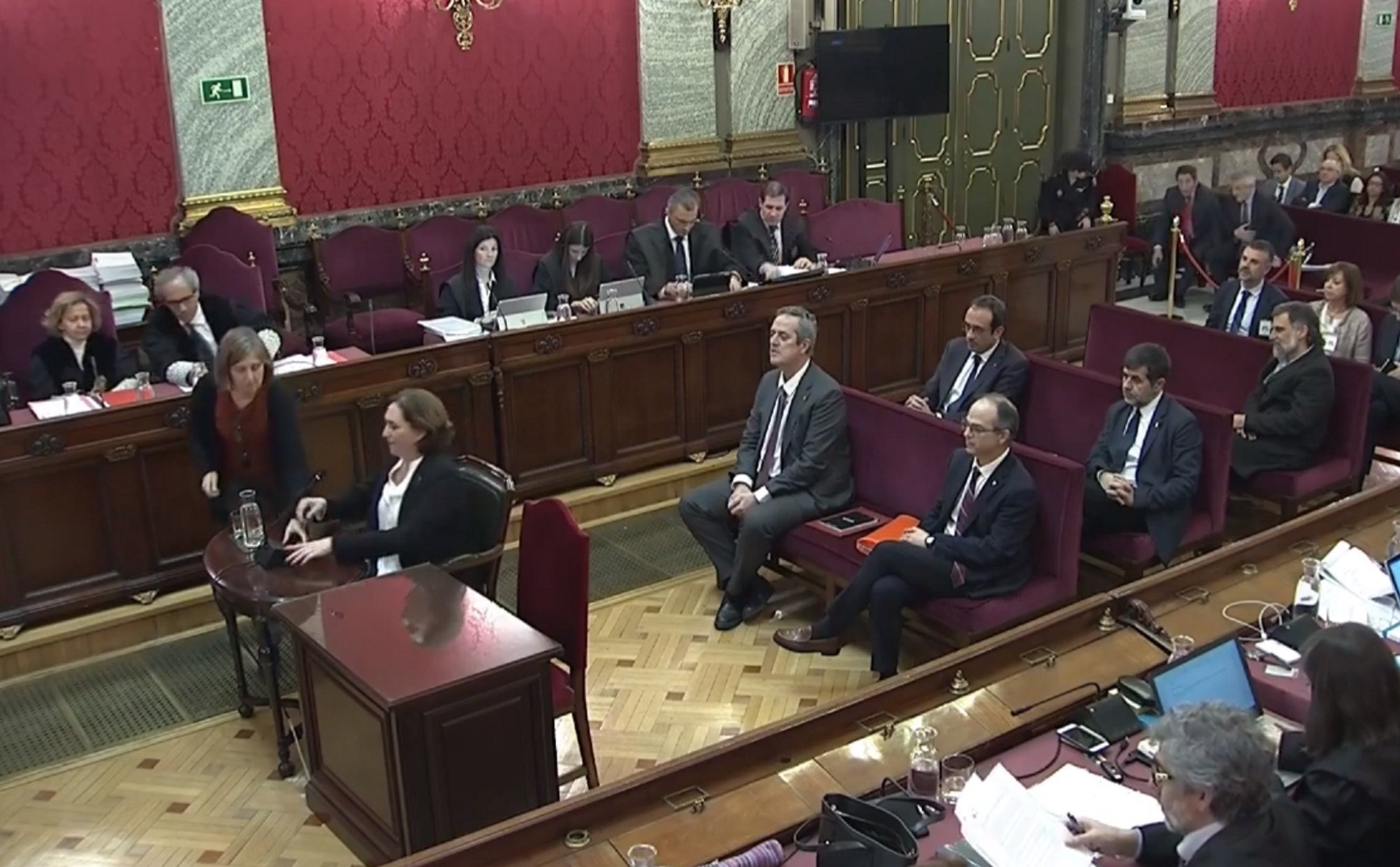 Political witnesses in the Catalan trial: "feeling of a state of emergency" and "weapons of war"