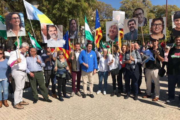 MANI SEVILLA 28F ANA