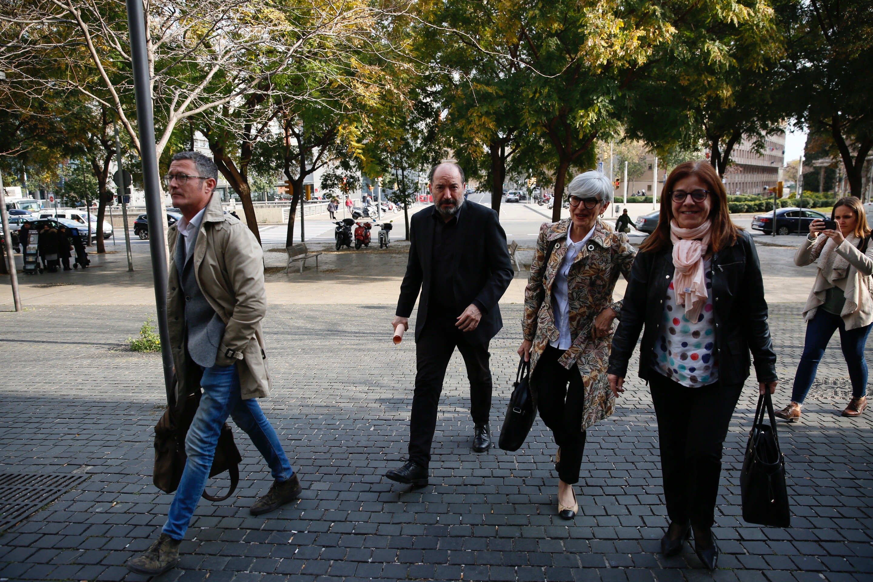 Catalan officials charged over referendum enter remaining 2.1 million euros of security