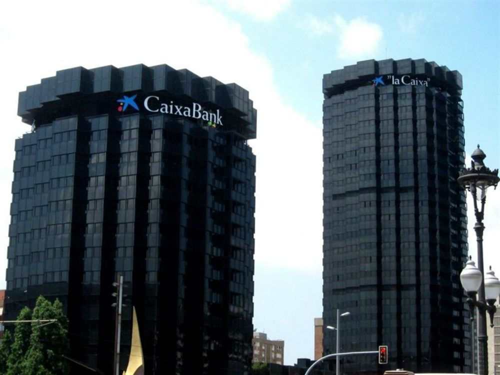 La OPA de CaixaBank sobre BPI ya está registrada en la CMVM