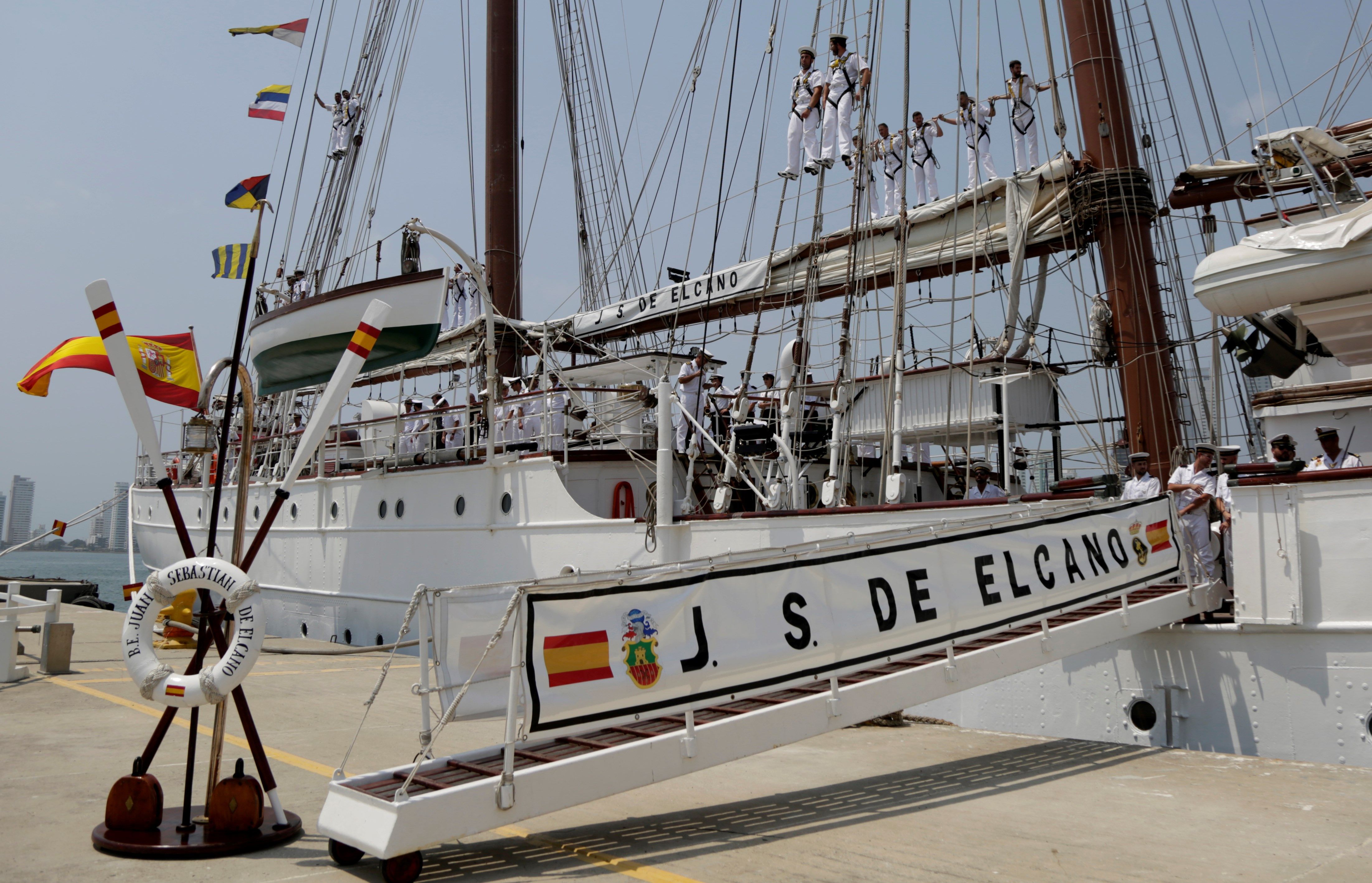 Spanish naval ship returns to Colombia with past cocaine cargo shrouded in fog