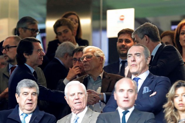 Aznar Borrell Bernabéu Real Madrid Barça EFE