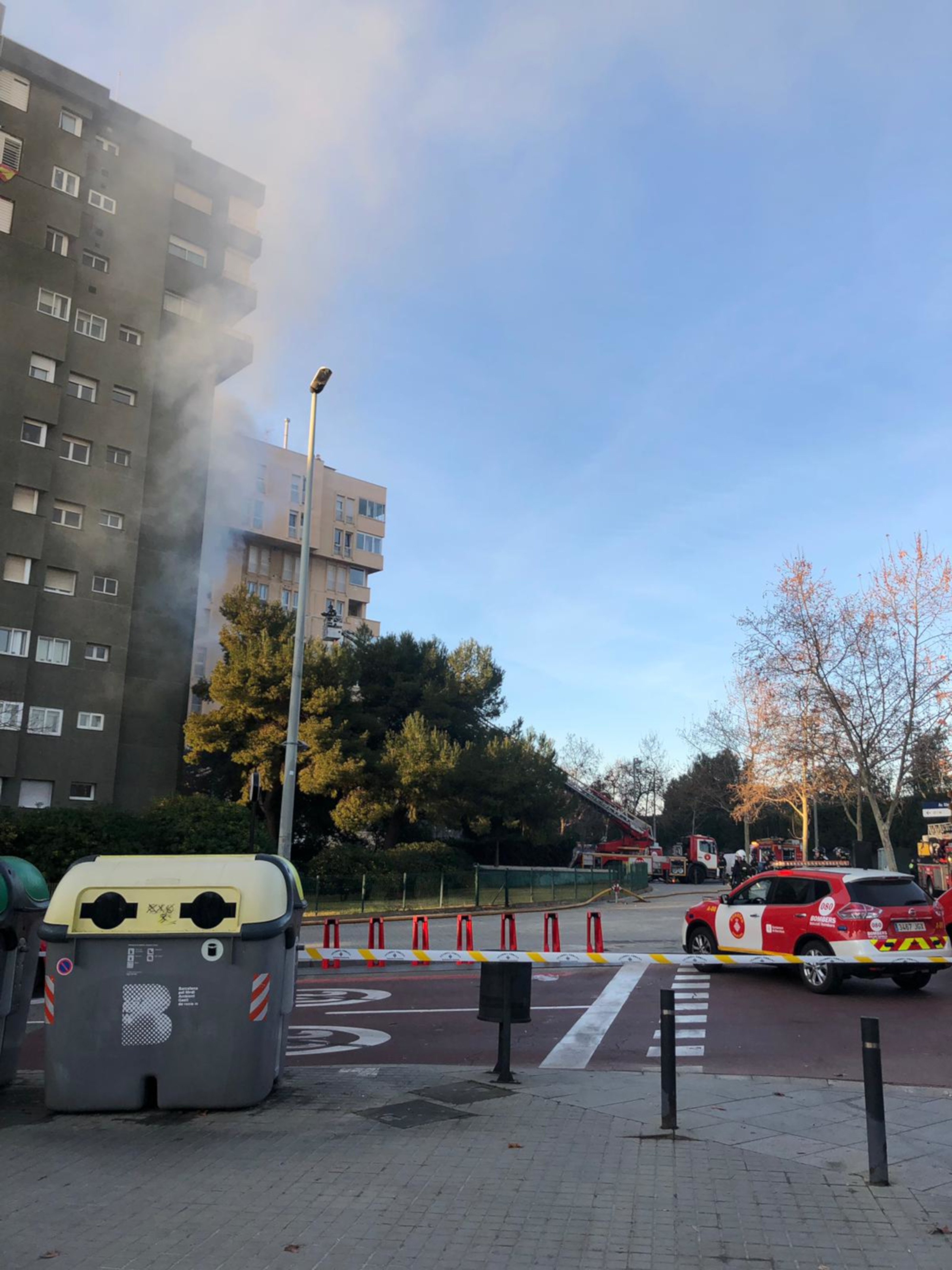 Dos morts en un incendi al districte de les Corts de Barcelona