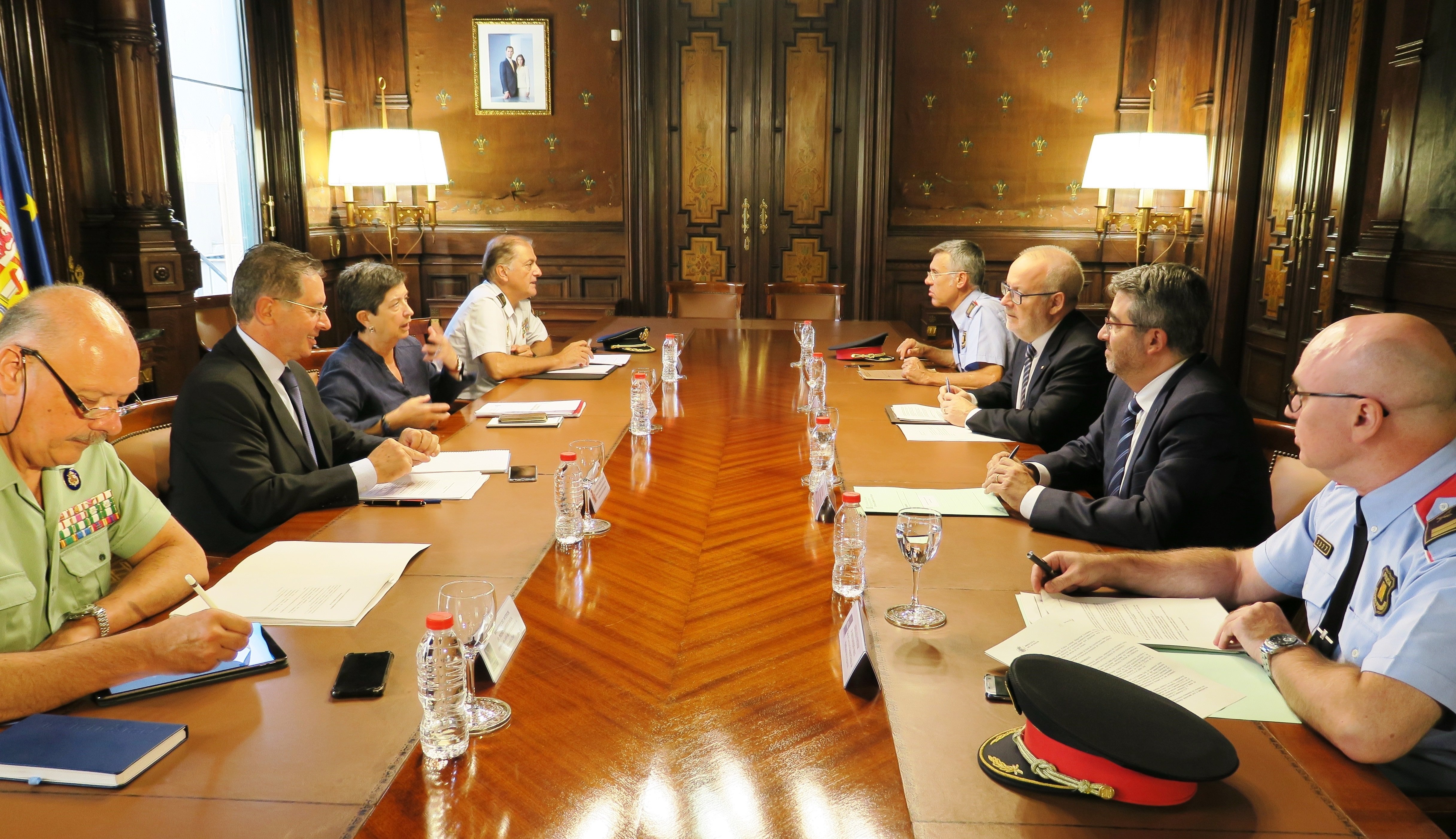 La Comissió Mixta de Seguretat aborda el vet als escortes de Torra