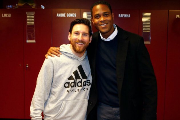 kluivert messi @PatrickKluivert