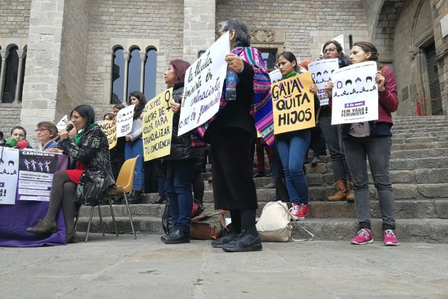 rueda prensa vaga feminista 8-M el nacional anna solé sanos