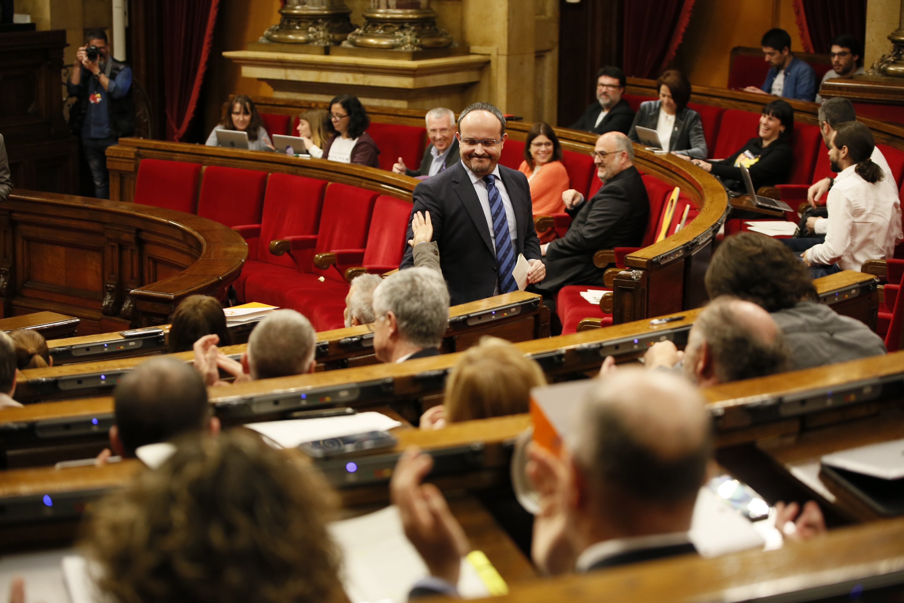 El PP colla Cs: la via catalana per fer fora Torra passa pel Parlament, no pel 155