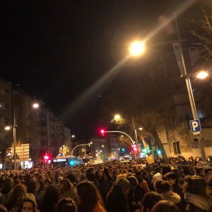 Manifestacio la nit es nostra Barcelona - @Vaga8MStAndreu Manifestacio la nit es nostra Barcelona - @Vaga8MStAndreu