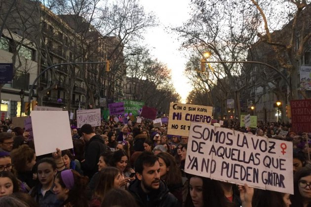 8-M manifestació feminista- Guillem Maneja 8-M manifestació feminista- Guillem Maneja