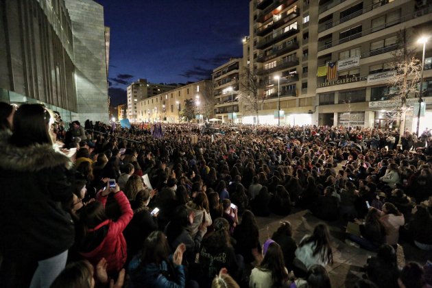 8-M manifestació feminista Girona - Carles Palacio 8-M manifestació feminista Girona - Carles Palacio