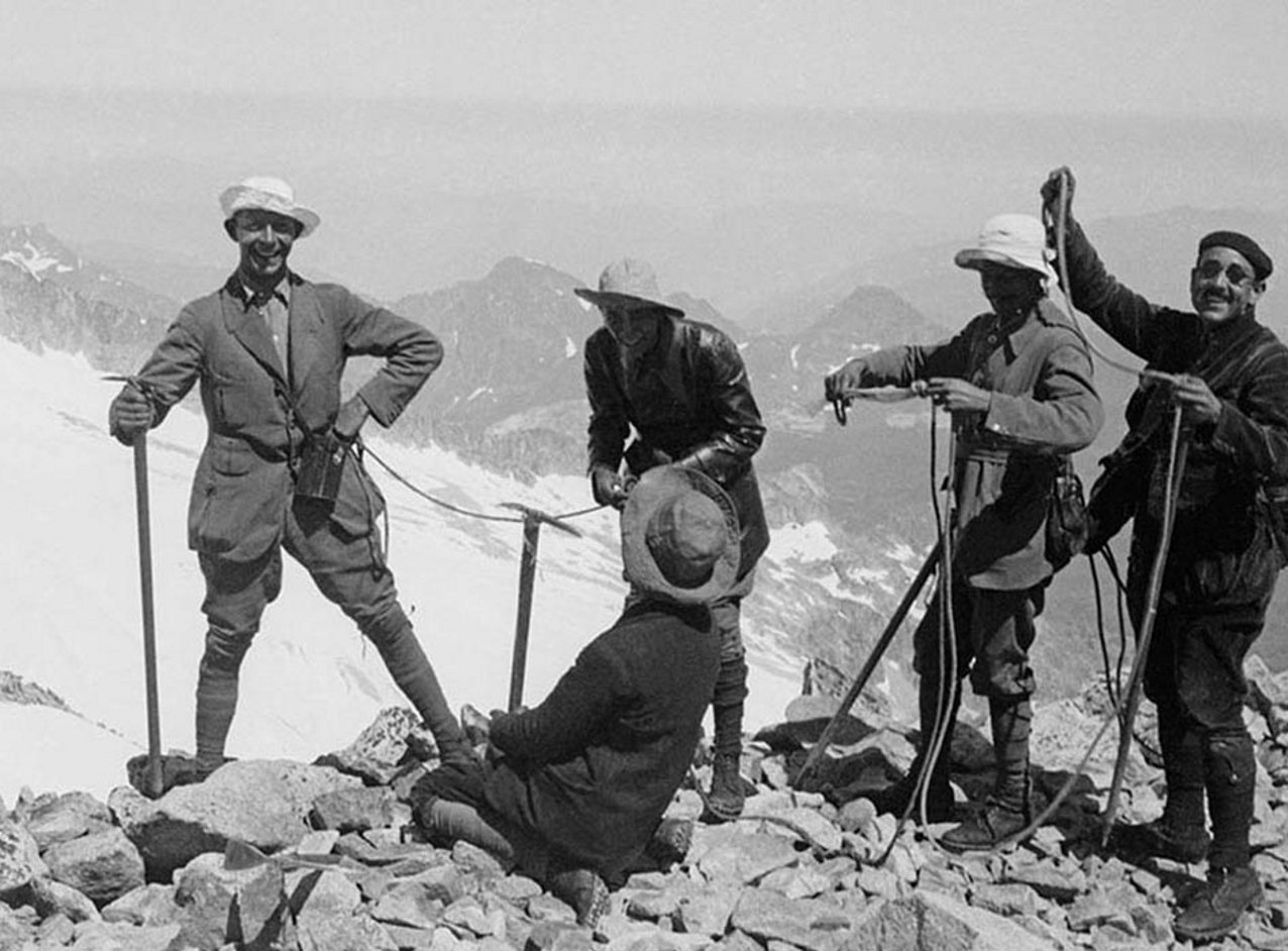 'Ja hem fet el cim': el alpinismo catalán, de Montserrat al Everest