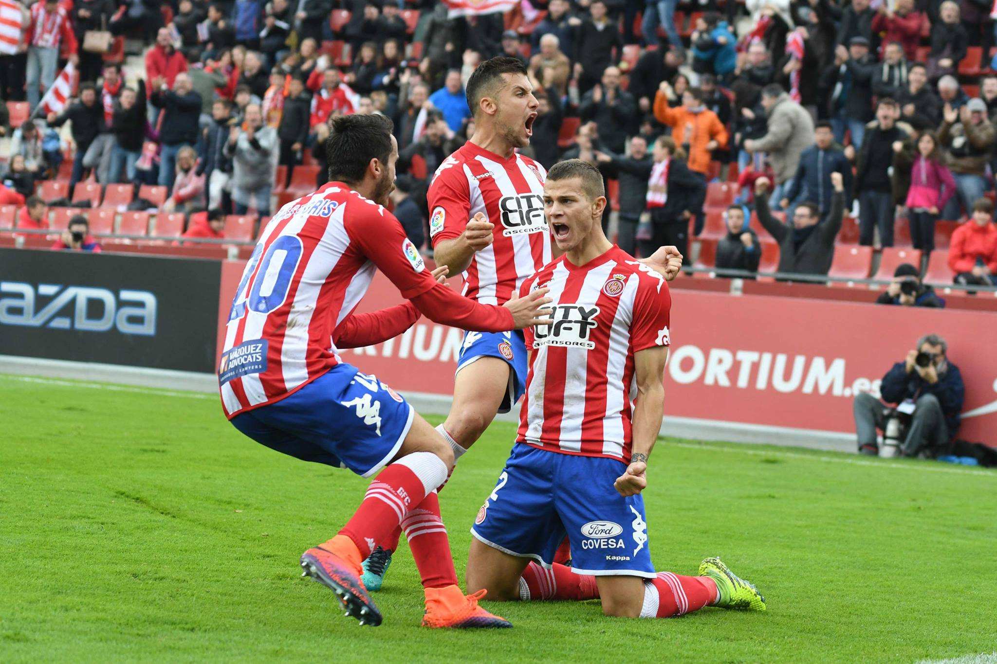 El Girona, la única luz en la oscura jornada de los catalanes en Segunda