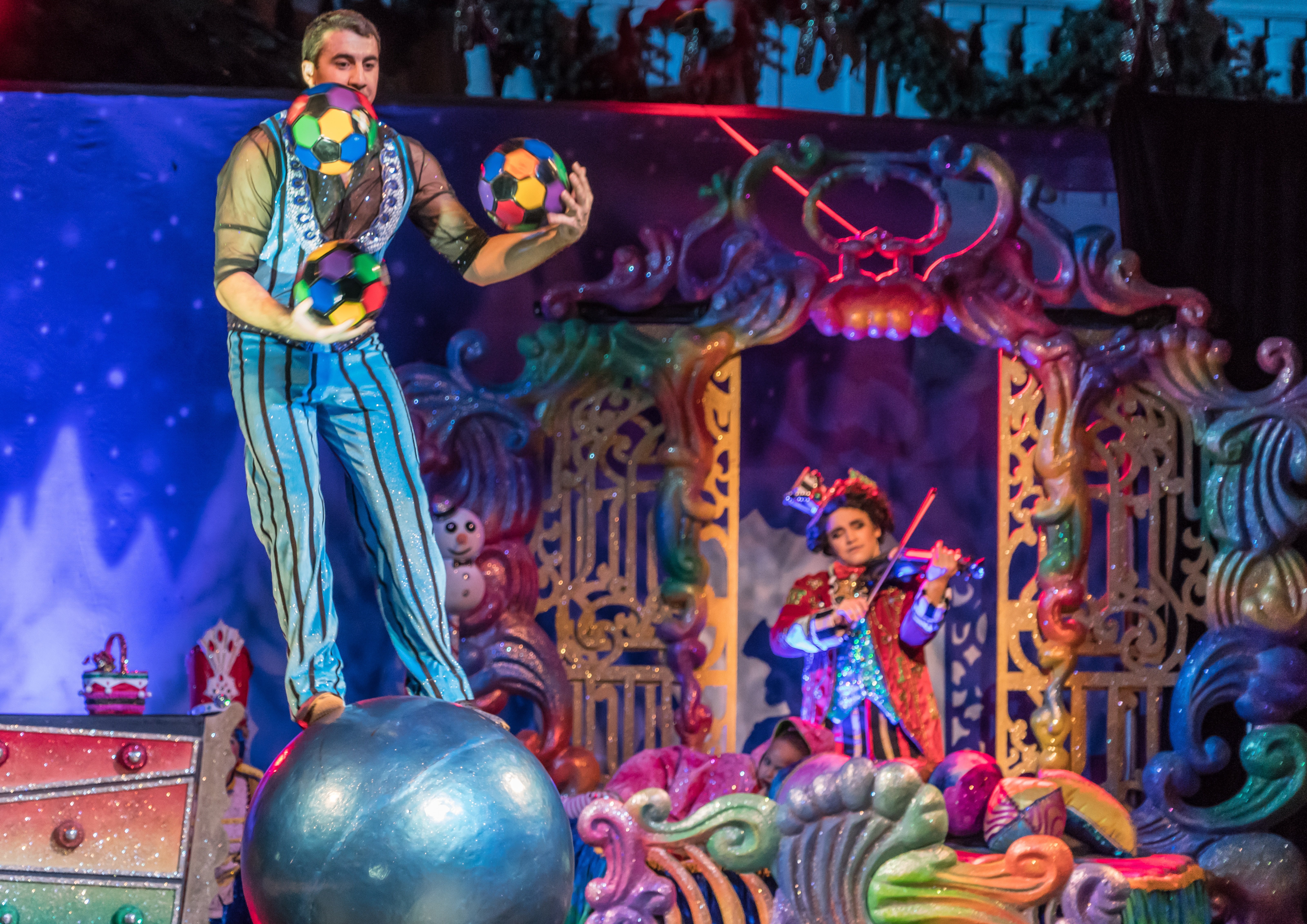 Malabarismos en portada para proteger a Ciudadanos