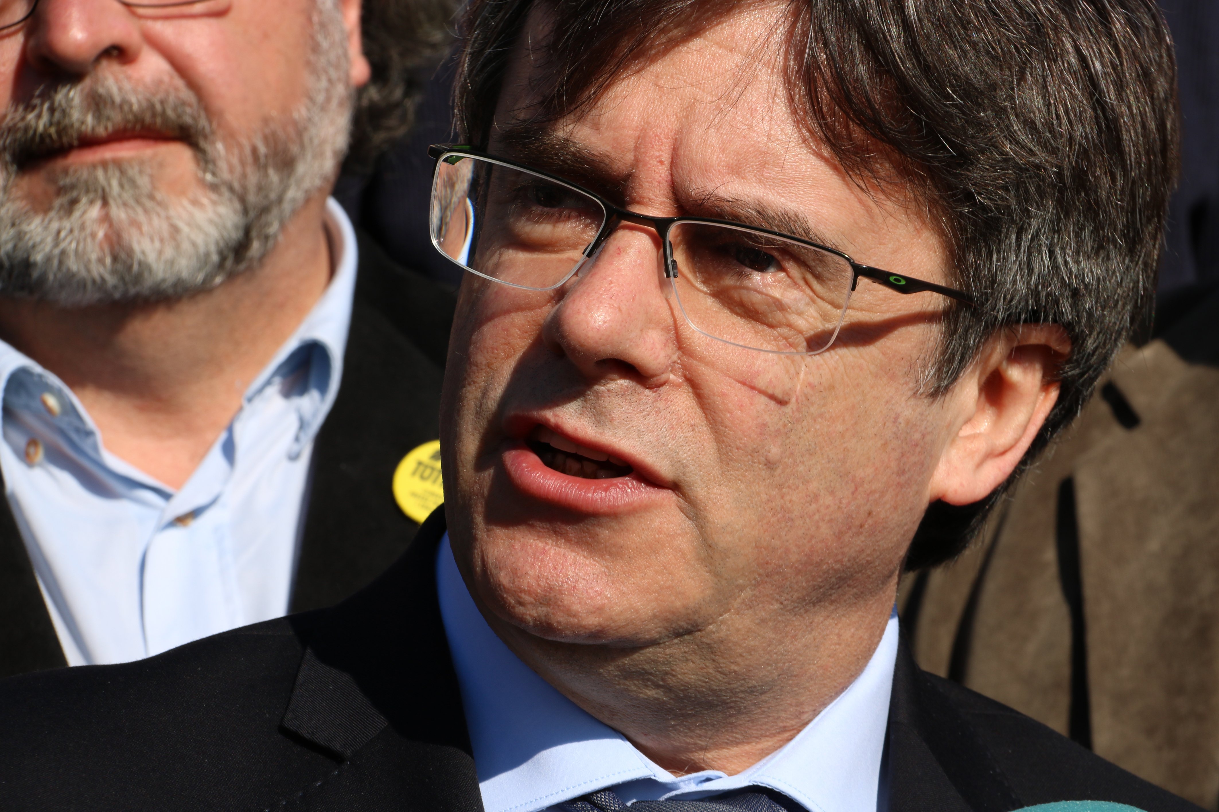 Puigdemont: "Amb l'acta d’eurodiputat tornaria a Catalunya"