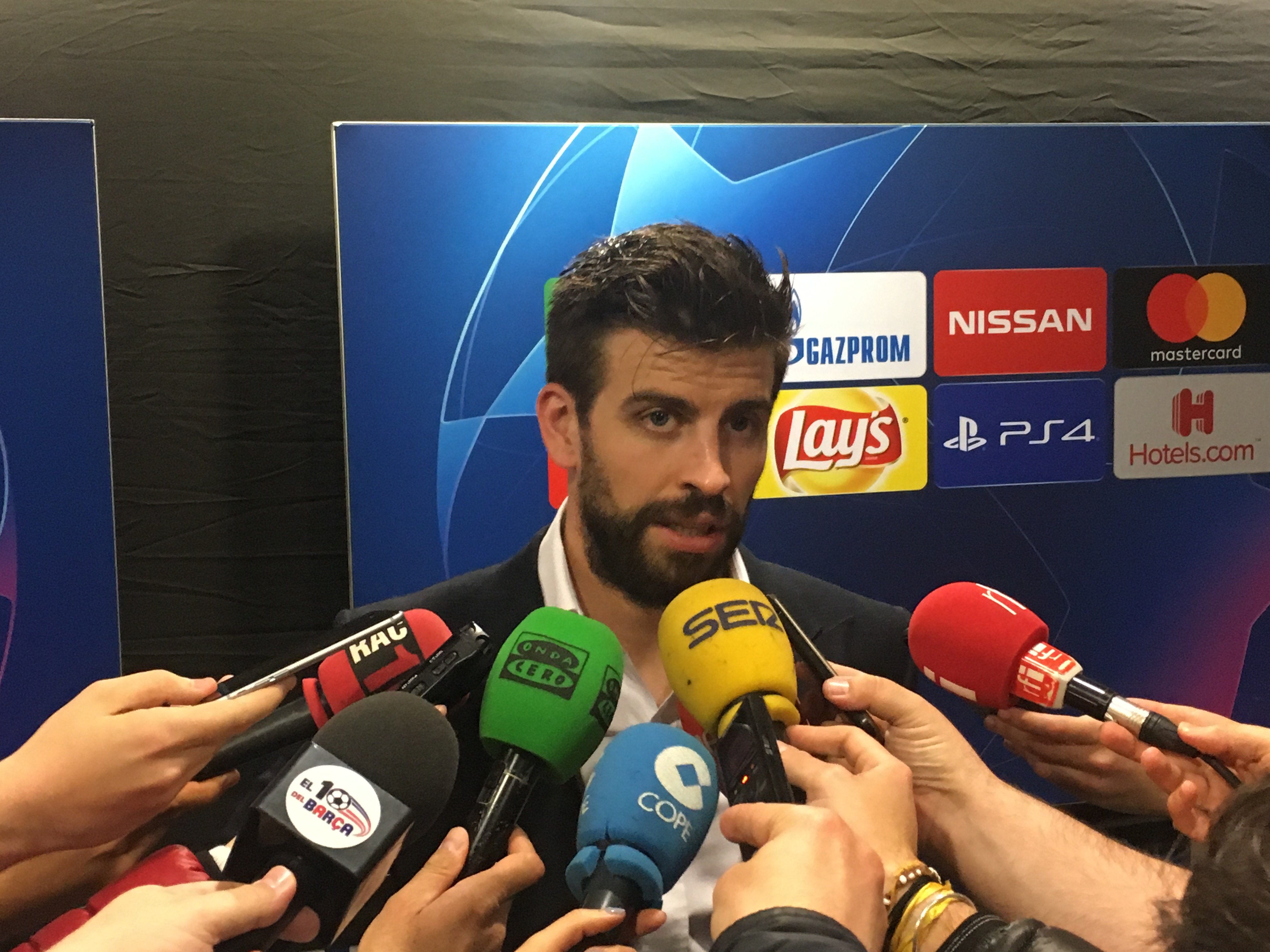 Piqué: "España está muy dividida"