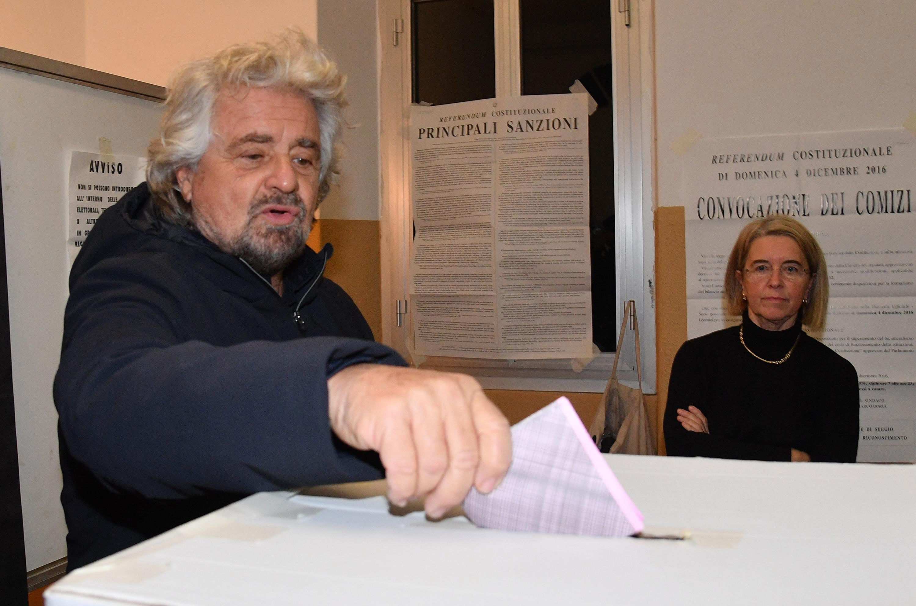 Grillo reclama que los italianos "deben votar lo antes posible"