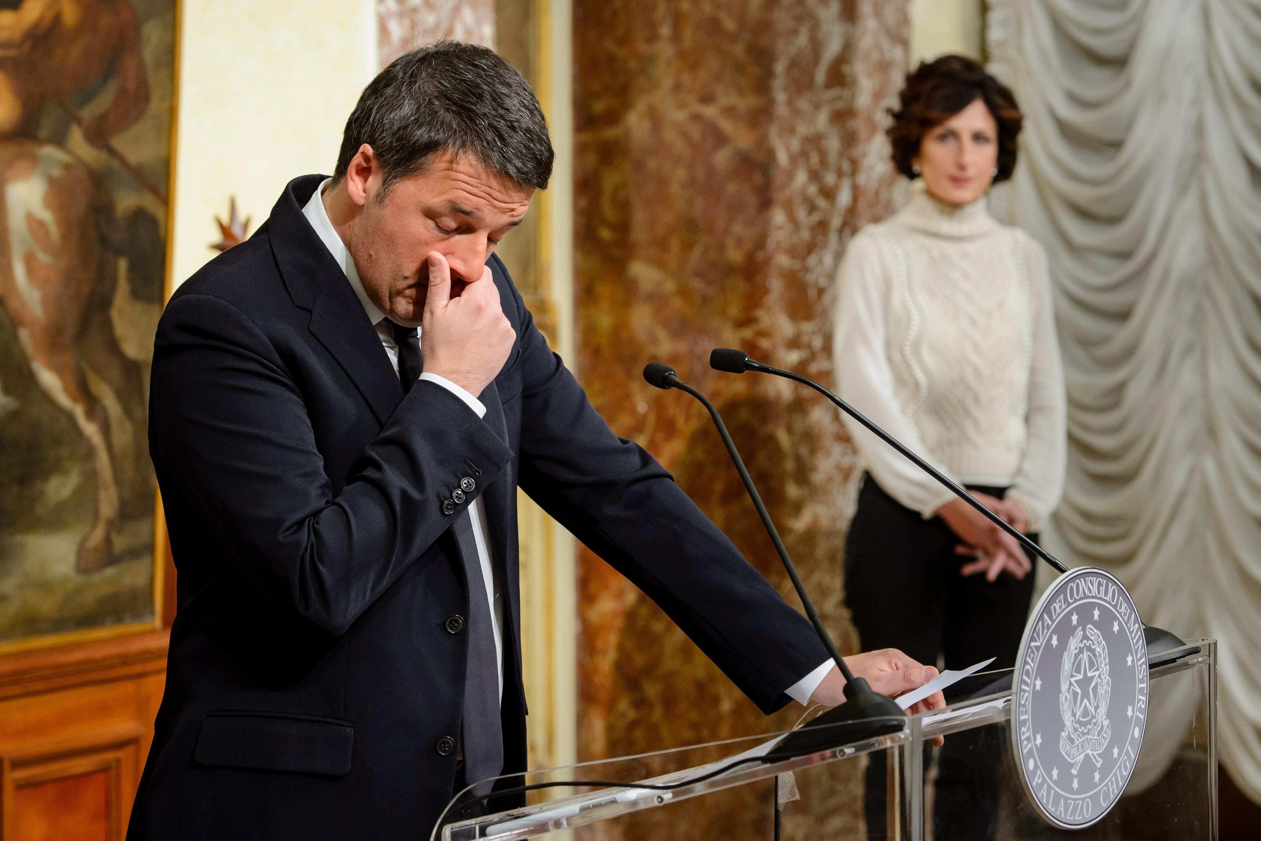 Italia rechaza la refoma constitucional. Renzi dimite