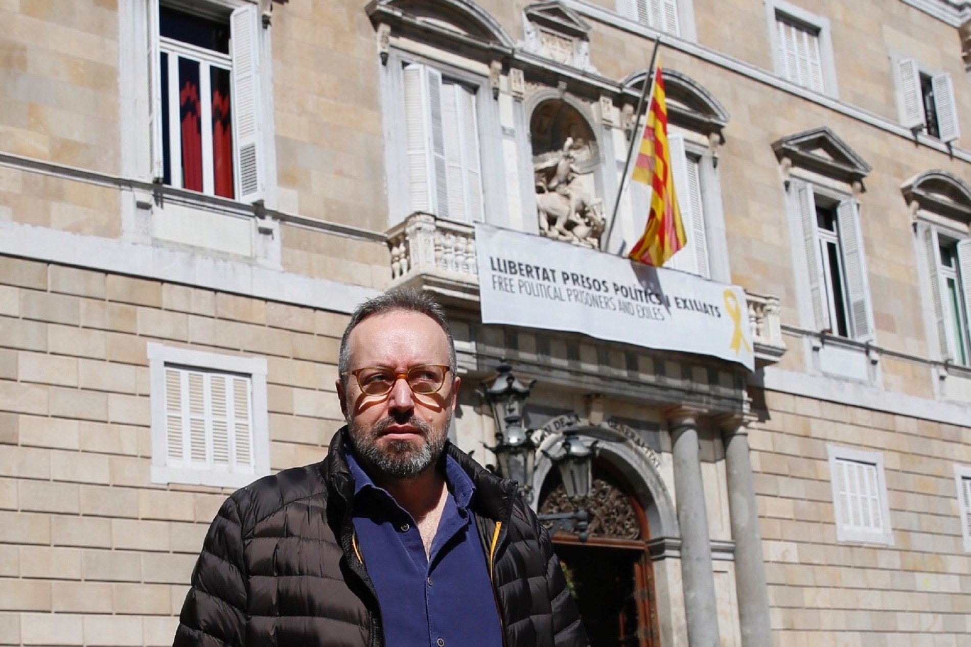 Cs avala la acción de los encapuchados contra el lazo amarillo y amenaza a Torra