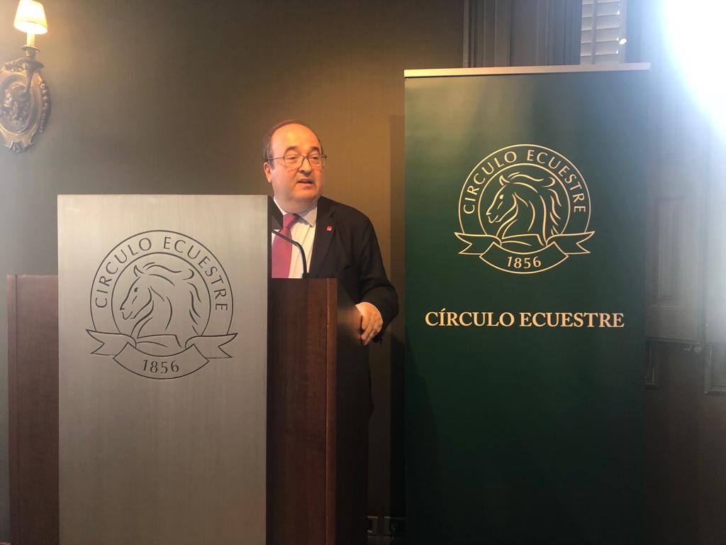 El PSC constata el "fracàs absolut" de Colau i l'insta a treure el llaç groc