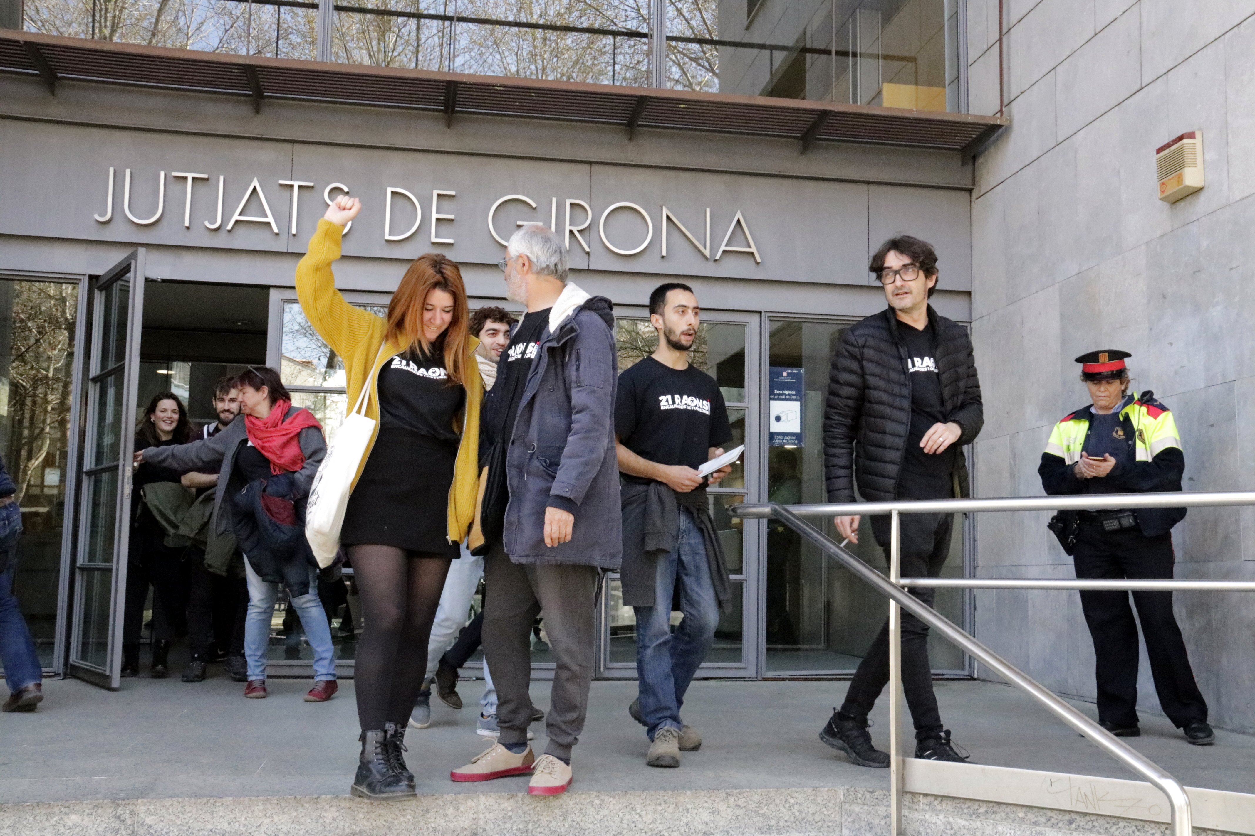 Els investigats pel tall de l'AVE a Girona s'acullen al dret a no declarar