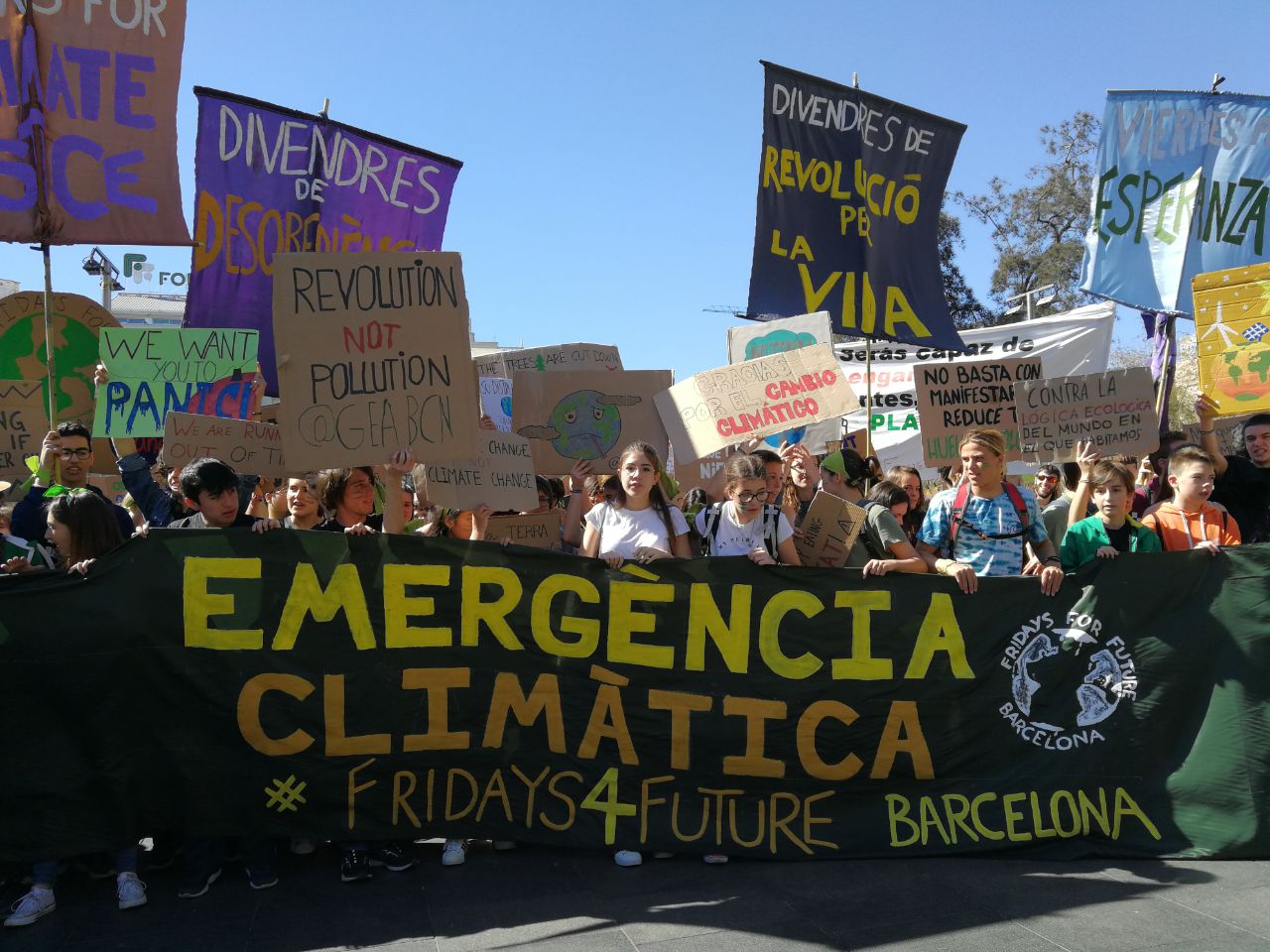 La vaga pel clima omple els carrers de Barcelona