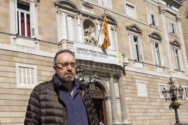 Ciudadanos Girauta Lazo Amarillo Generalitat Plaza Santo Jaume Sergi Alcazar 14