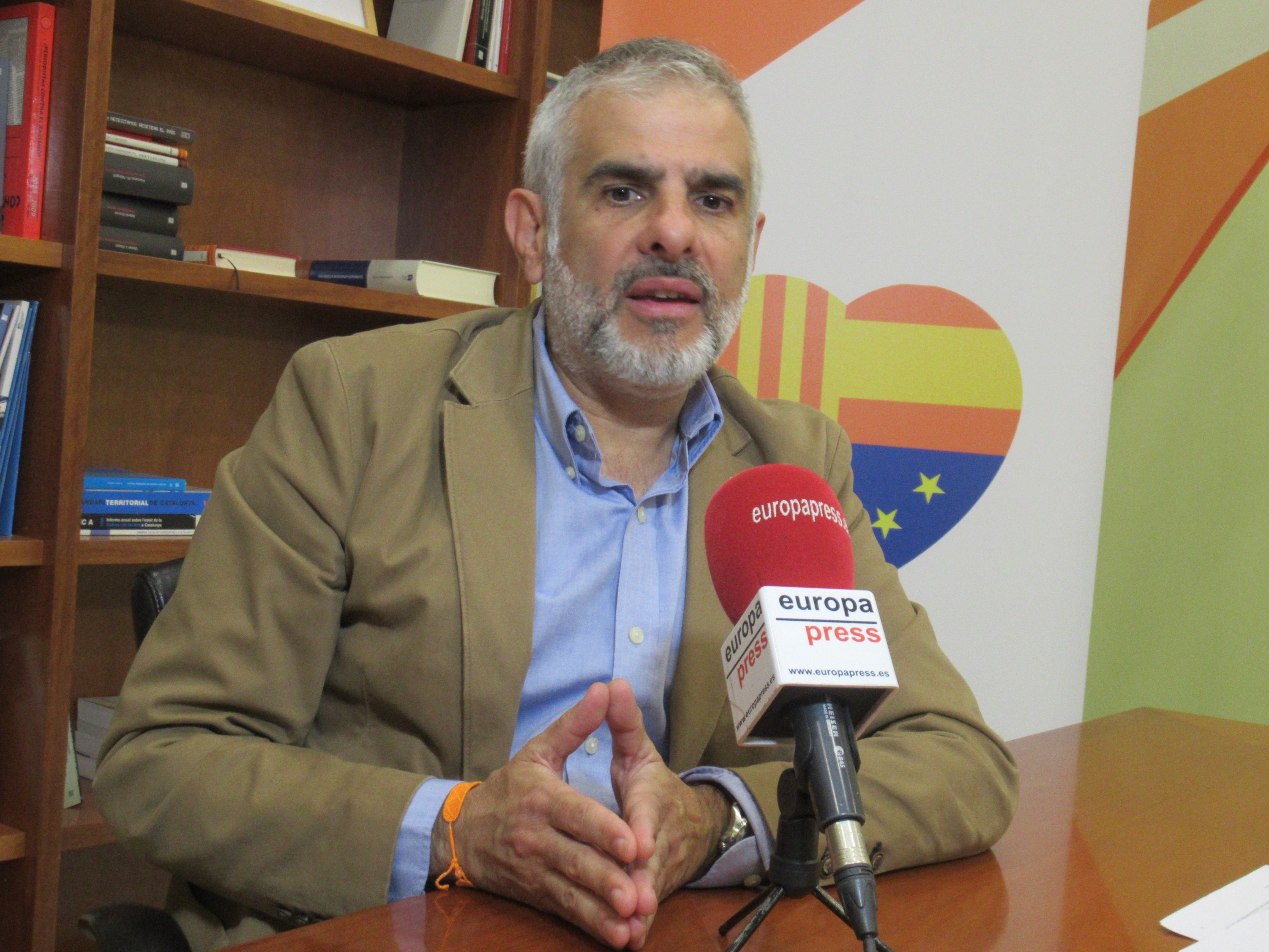 Ciudadanos denunciará a Buch por dar escolta a Puigdemont