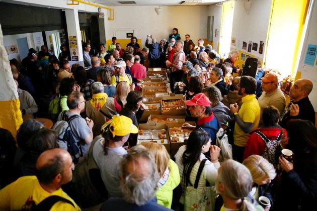voluntarios llegan centro social entidades madrileñas 16m sergi alcazar1+