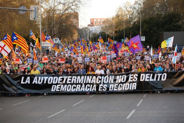 Cabecera|Membrete manifestación Sergi Alcàzar